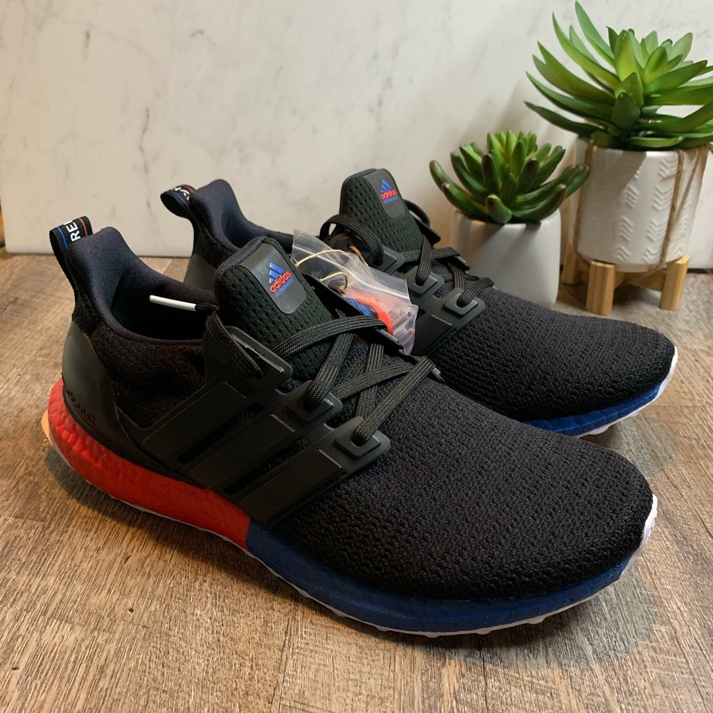 adidas UltraBOOST DNA - Picture 6 of 8